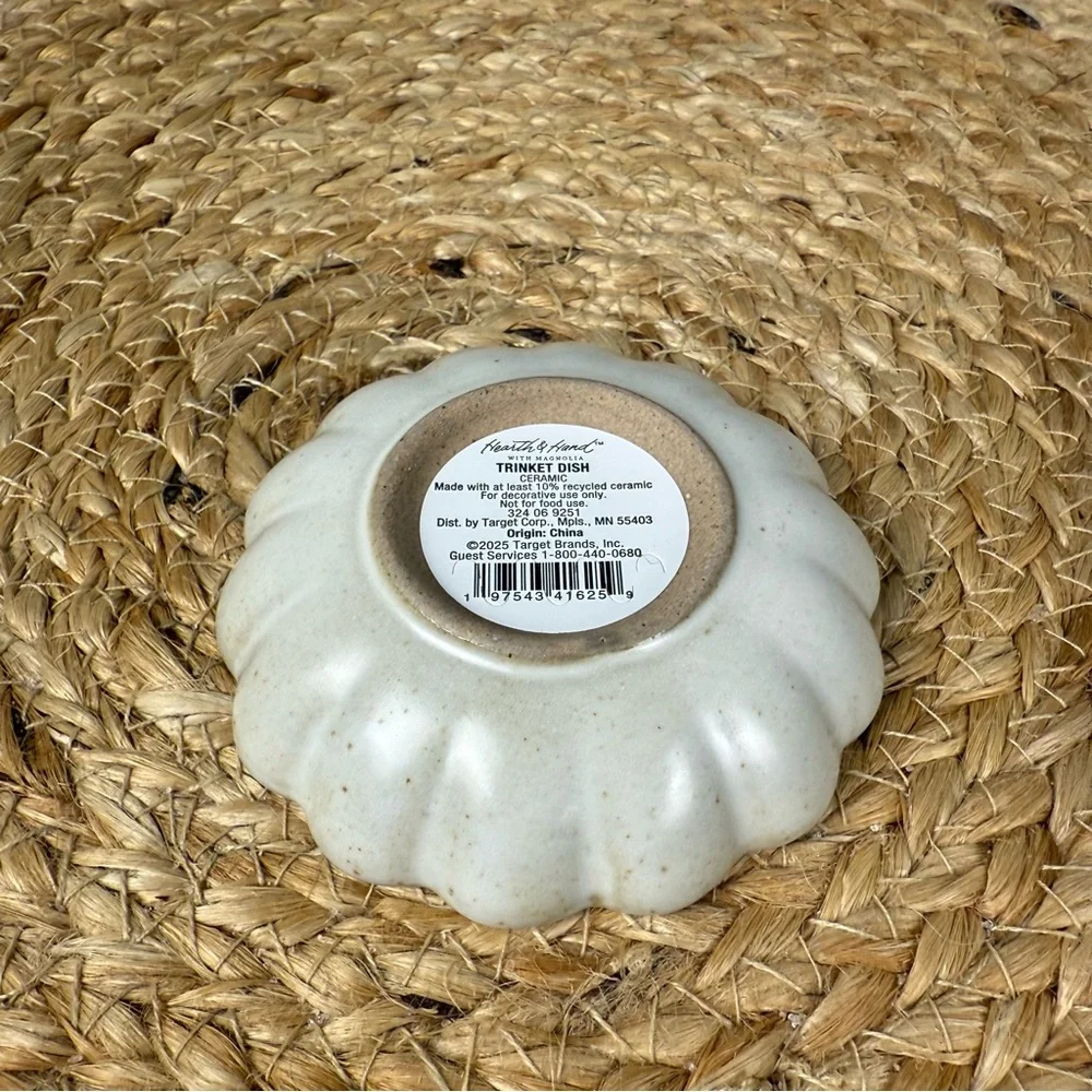 Hearth & Hand with Magnolia Fluted Ceramic Trinket Dish in Vintage Cream NEW